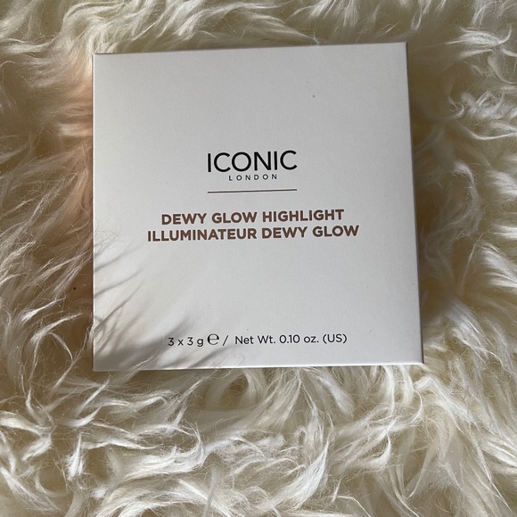 Iconic dewy glow highlighter - Picture 2 of 3
